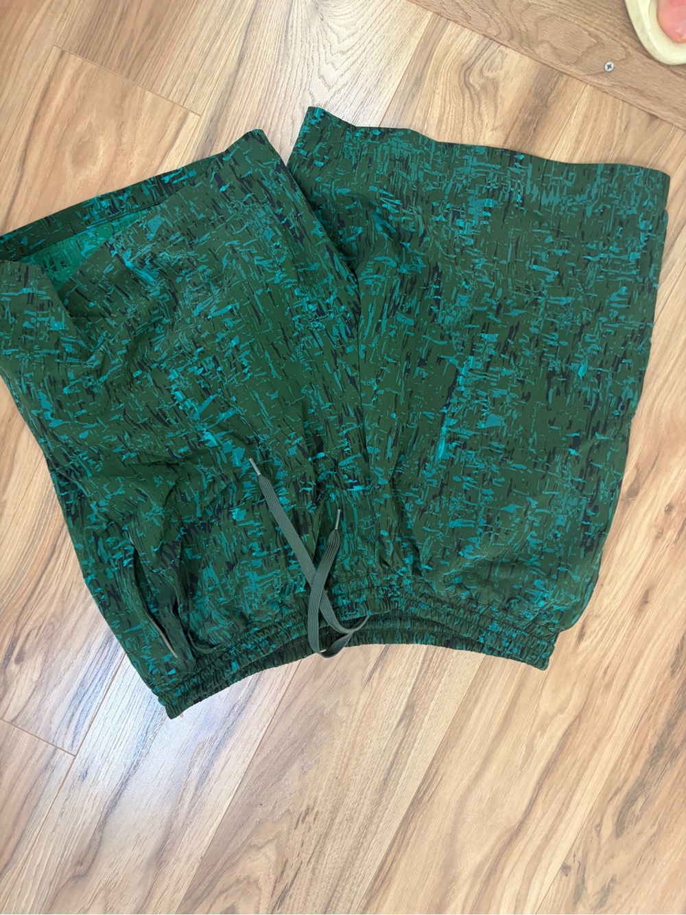 Outdoor Voices Green Patterned Athletic Drawstring Shorts